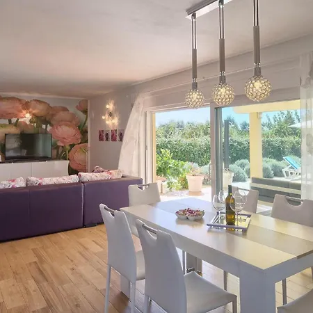 Nella Vakantiehuis